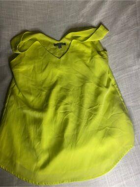 Tinley Road Neon Yellow V-Neck Sleeveless Camisole